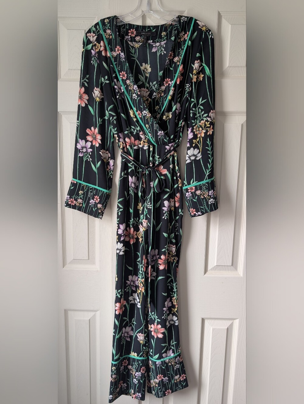 BCBGMaxAzria Black Floral V-Neck Jumpsuit, Sz Small